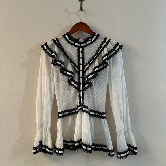 Beautiful Shirt - Picture 7 of 7